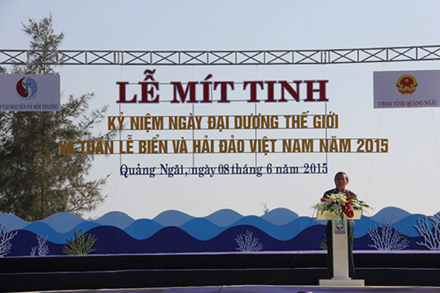 Thứ trưởng Bộ Tài nguyên và Môi trường Chu Phạm Ngọc Hiển phát biểu tại buổi lễ